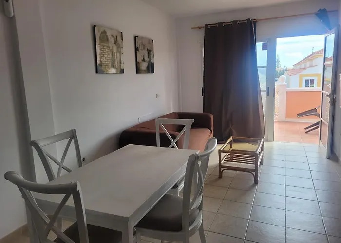 アパート Funcional En Residencial Con Piscina En Inmejorable Ubicacion En Centro De La Isla