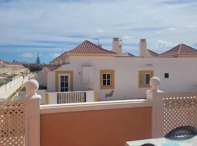 Funcional En Residencial Con Piscina En Inmejorable Ubicacion En Centro De La Isla アパート カレタ・デ・フステ