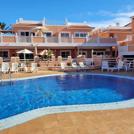 Funcional En Residencial Con Piscina En Inmejorable Ubicacion En Centro De La Isla Apartmán