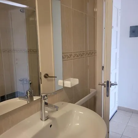 Apartmán Funcional En Residencial Con Piscina En Inmejorable Ubicacion En Centro De La Isla Caleta De Fuste