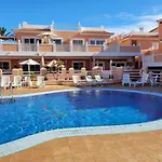 Funcional En Residencial Con Piscina En Inmejorable Ubicacion En Centro De La Isla Lejlighed
